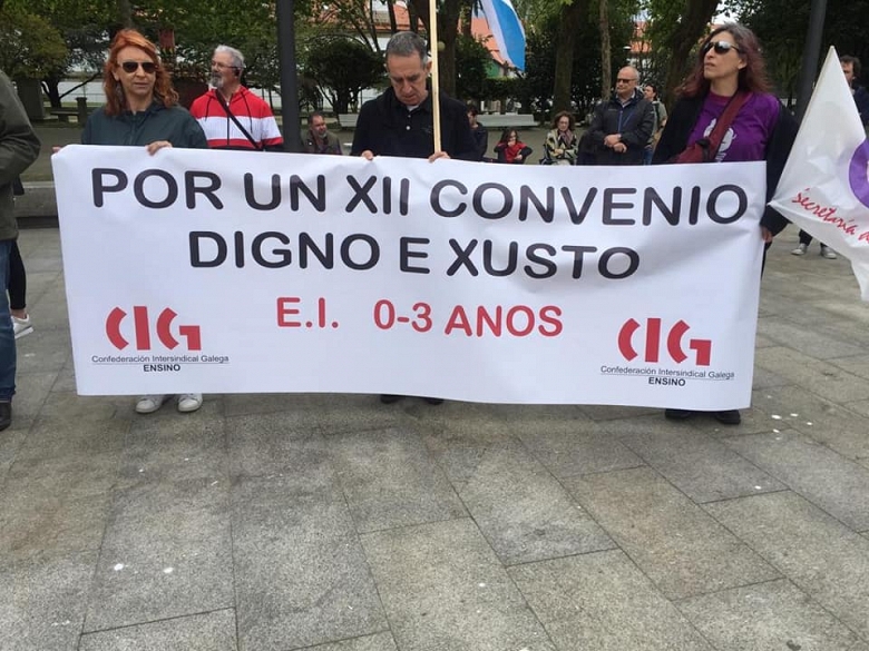 20190502 manifestacion 1 maio convenio infantil (6).jpg